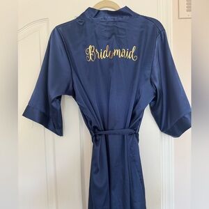 Bridesmaid style robe